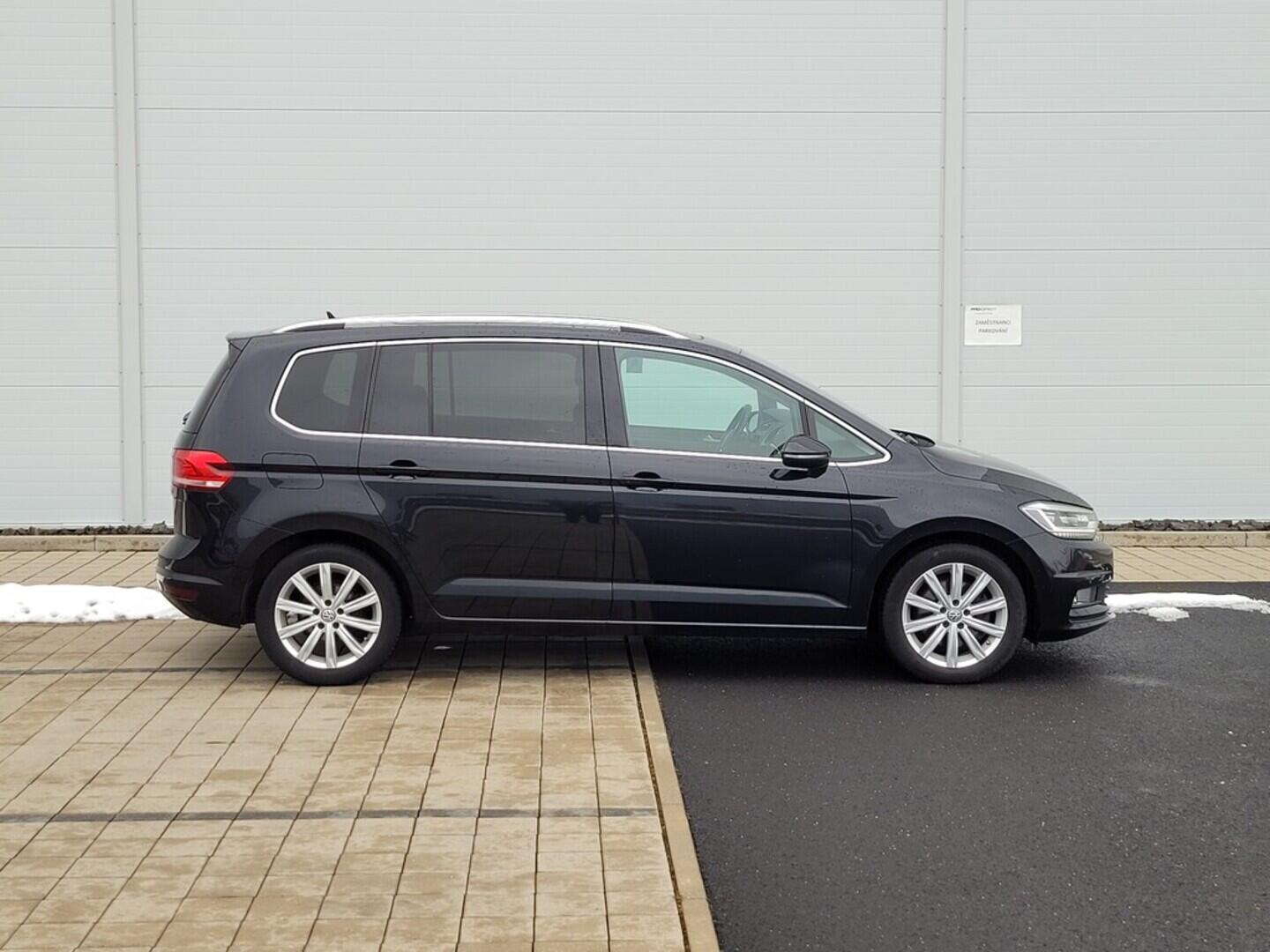 O619V07649_13.webp_TOURAN Comfortline 2.0 TDI 110 kW automat