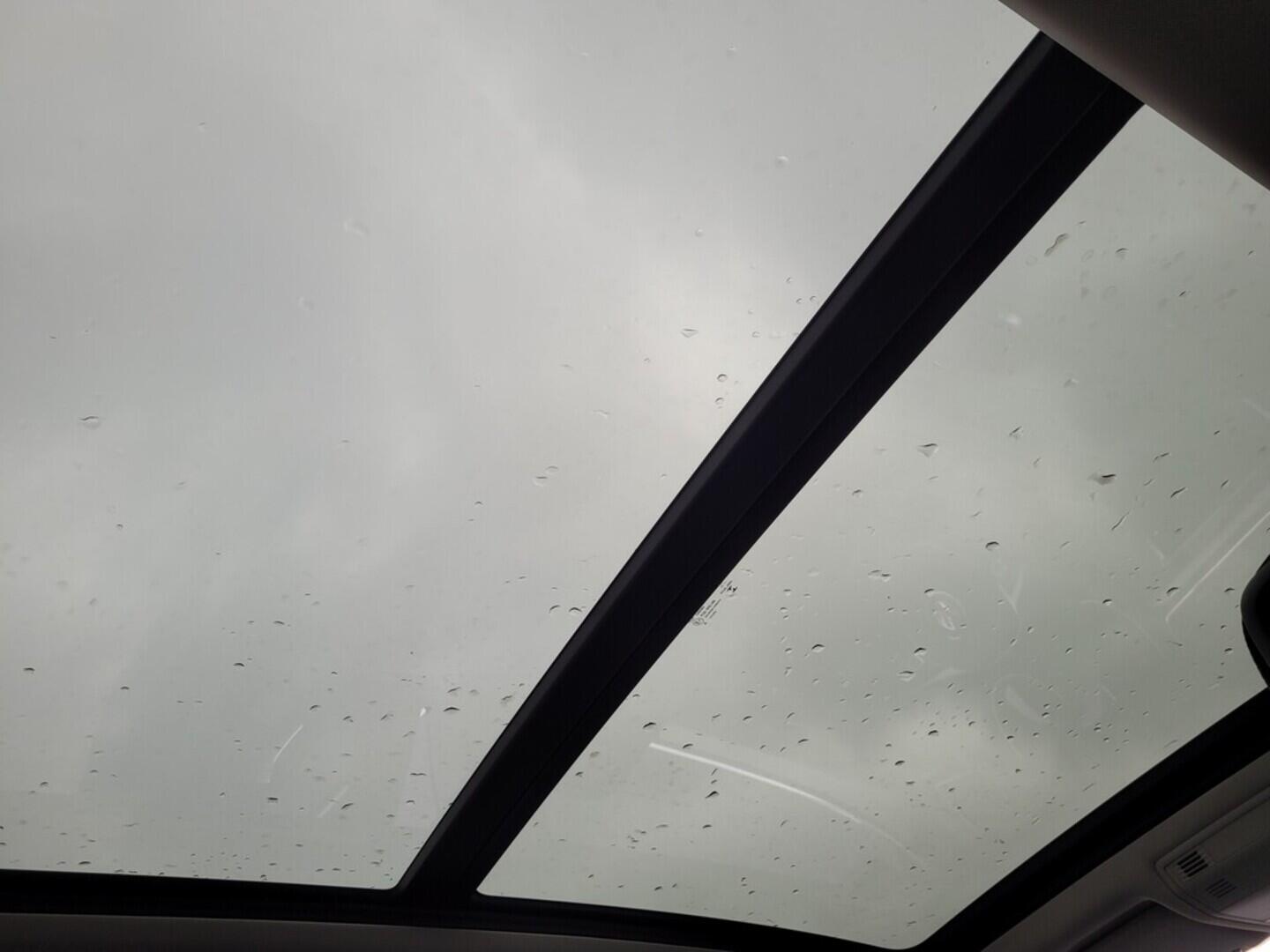 O619V07649_23.webp_TOURAN Comfortline 2.0 TDI 110 kW automat