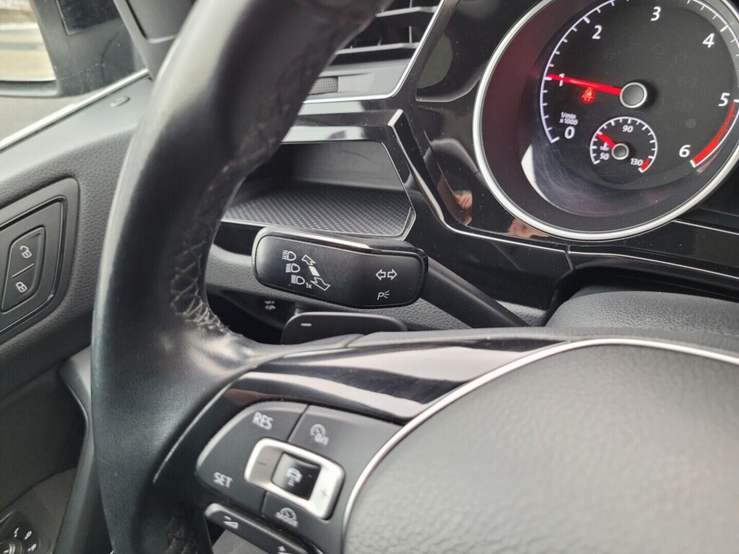 O619V07649_24.webp_TOURAN Comfortline 2.0 TDI 110 kW automat