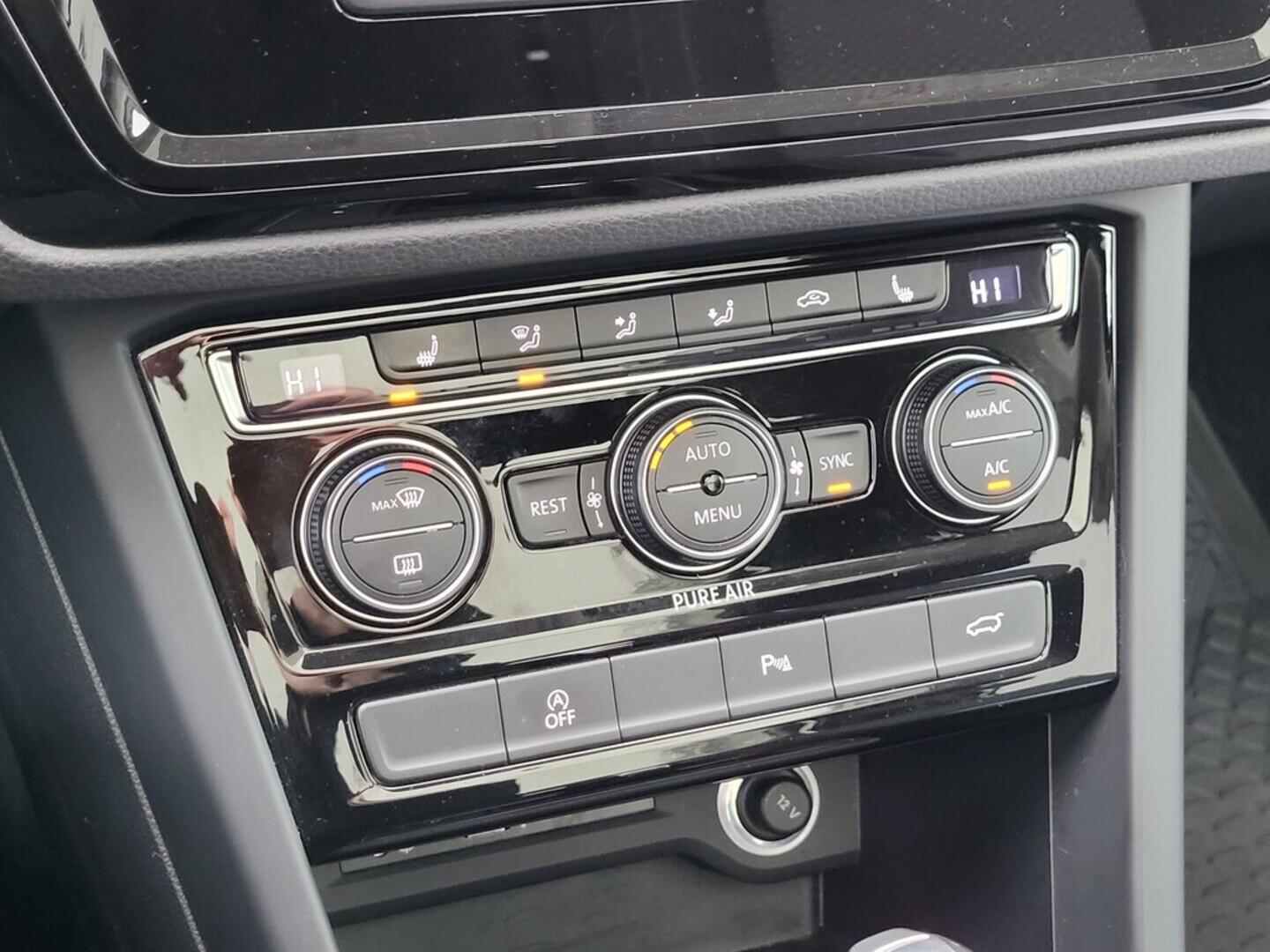 O619V07649_29.webp_TOURAN Comfortline 2.0 TDI 110 kW automat