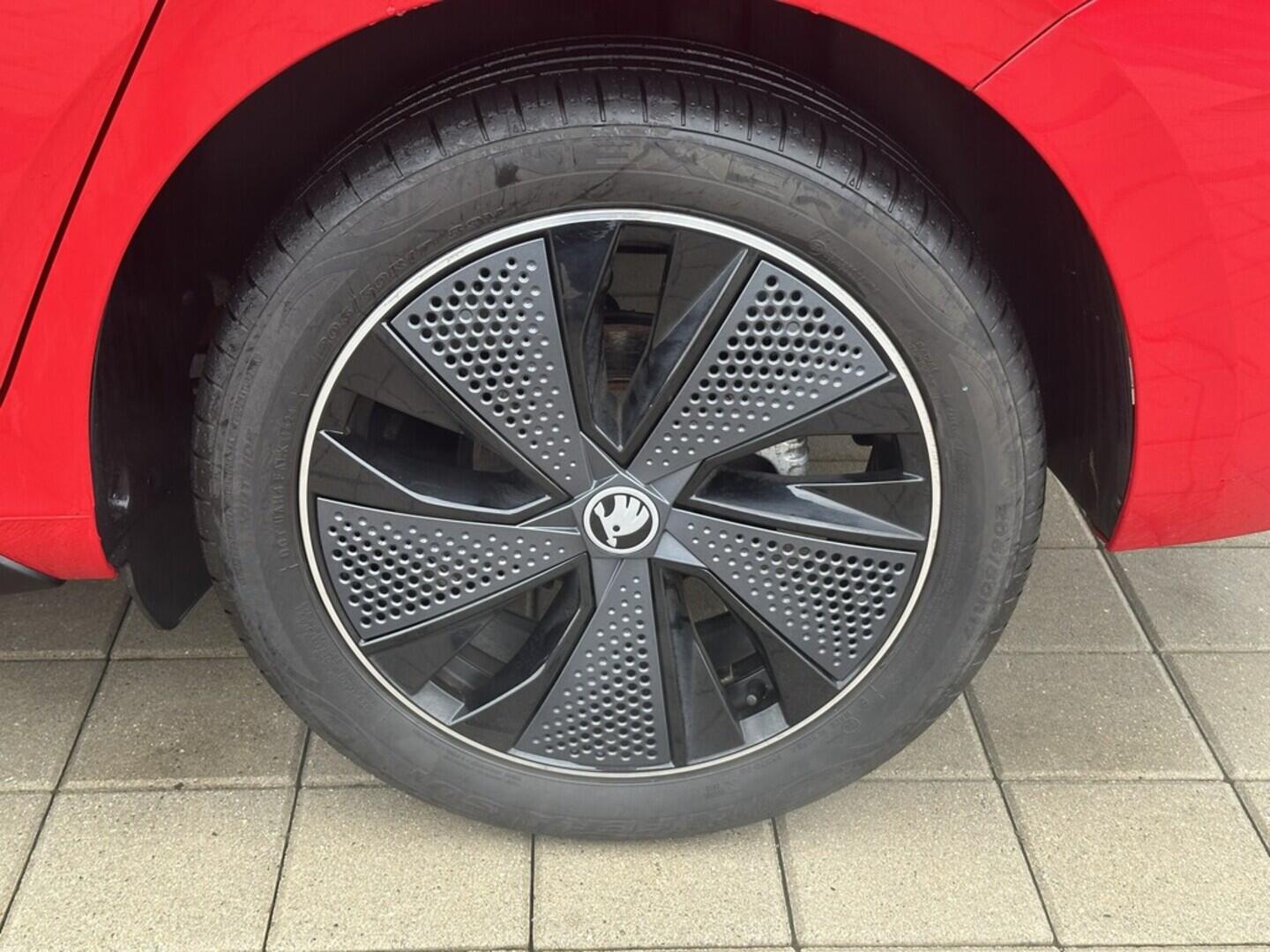 O619V07650_30.webp_SCALA Monte Carlo 1.5 TSI 110 kW automat, DPH