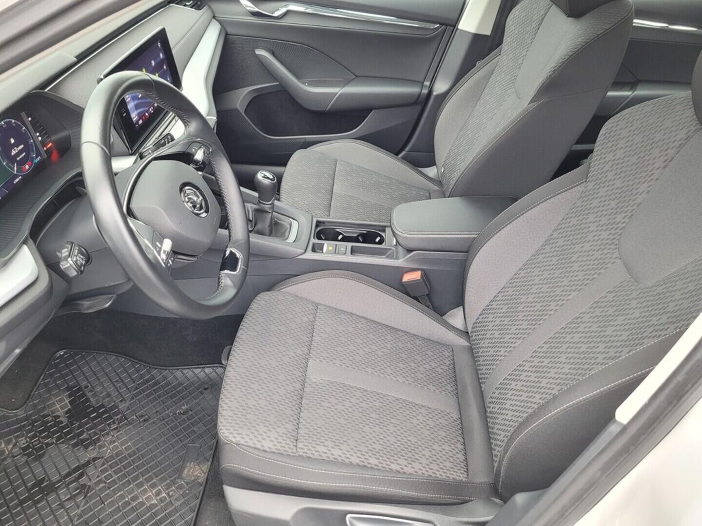 O619V07656_33.webp_OCTAVIA Style 2.0 TDI 85 kW manuál