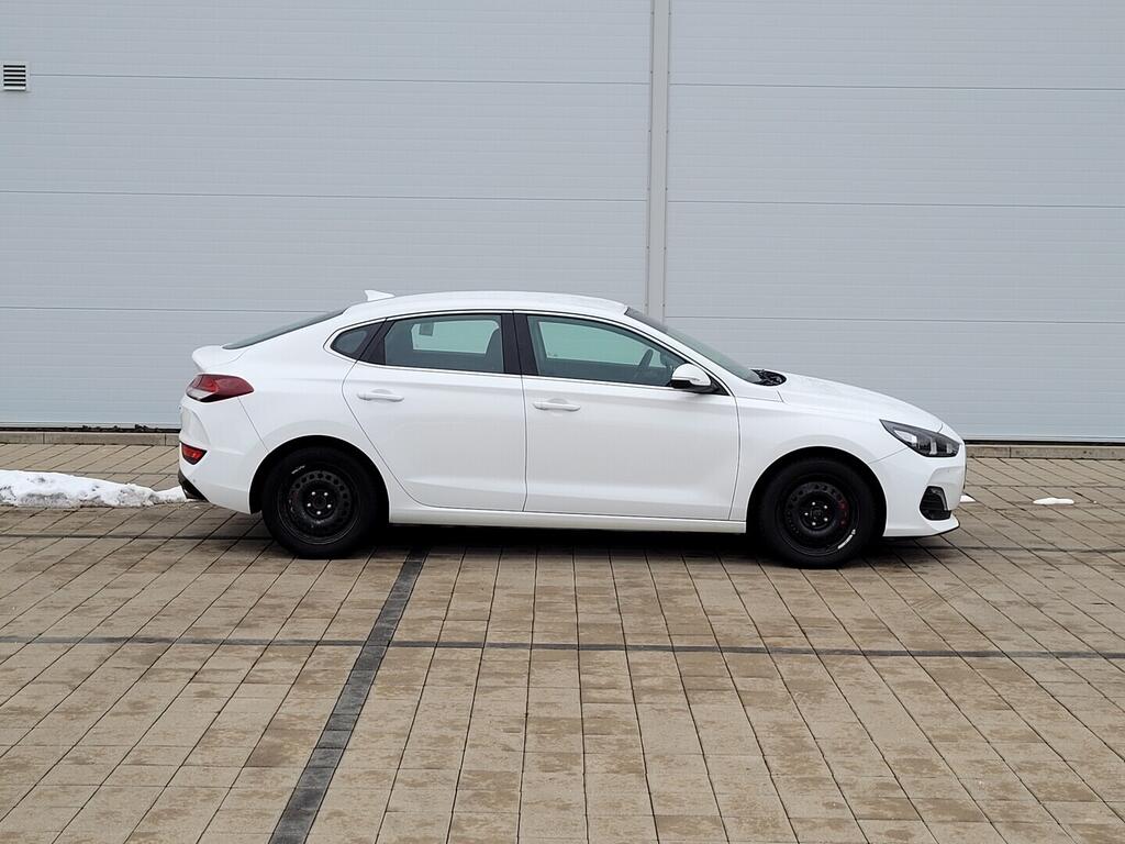 O619V07657_13.webp_I30 Style NAV 1.4 T-GDI 103 kW manuál