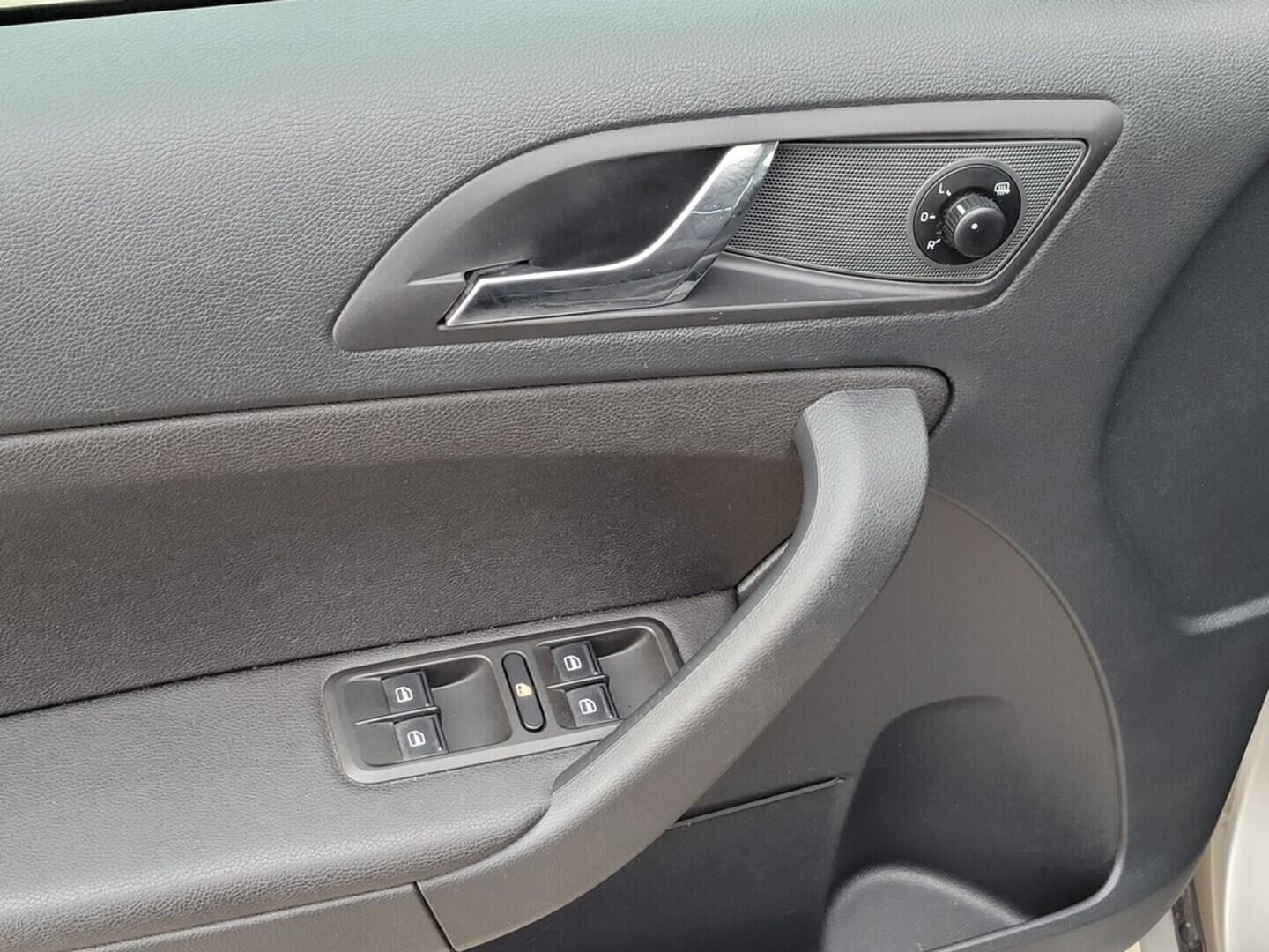 O619V07658_32.webp_YETI Ambition 1.4 TSI 90 kW manuál