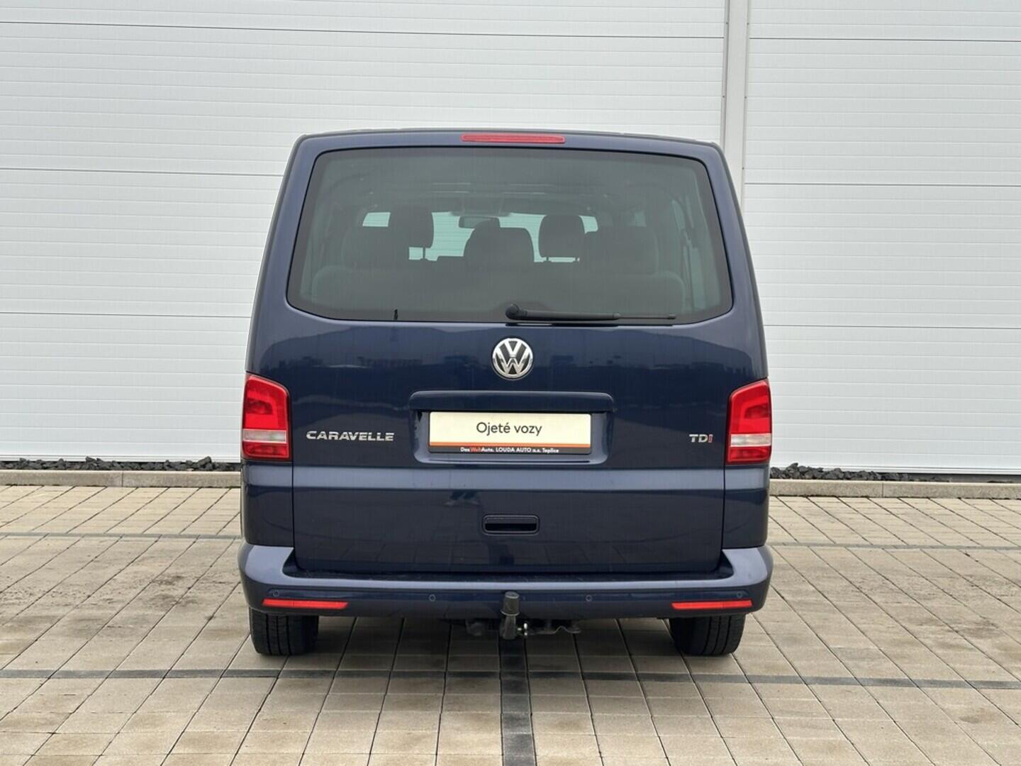 O619V07659_15.webp_CARAVELLE Comfortline 2.0 TDI 103 kW automat