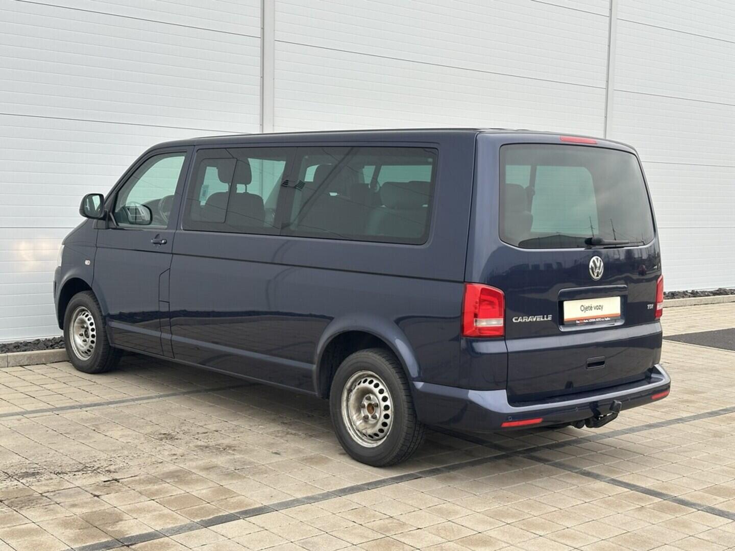 O619V07659_16.webp_CARAVELLE Comfortline 2.0 TDI 103 kW automat