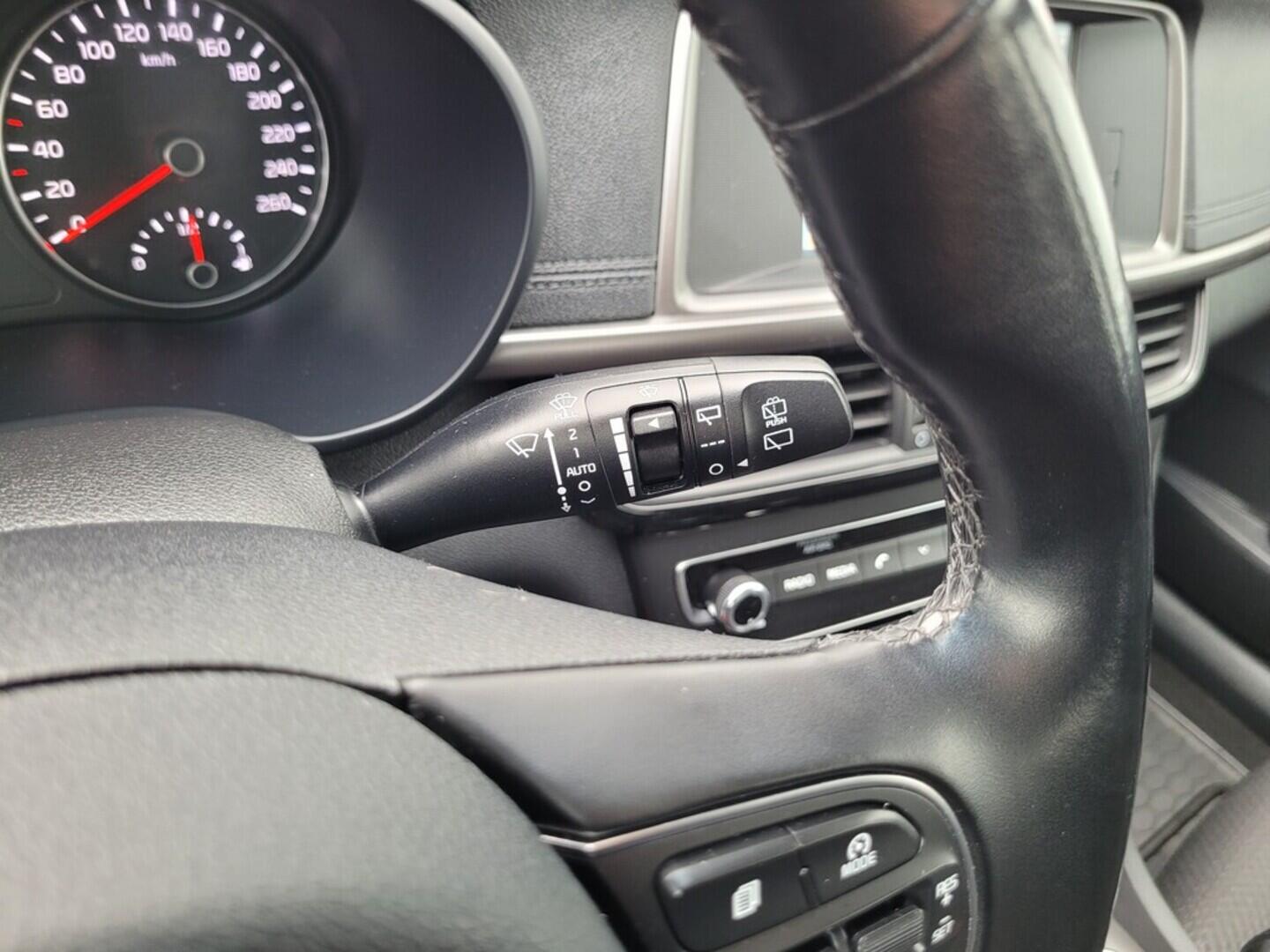 O619V07664_25.webp_OPTIMA Business Line 1.7  104 kW manuál, DPH