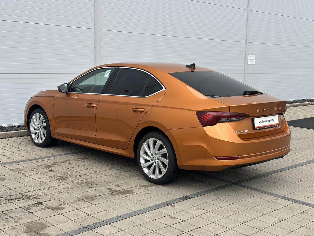 O619V07665_16.webp_OCTAVIA Style Plus 2.0 TDI 110 kW automat