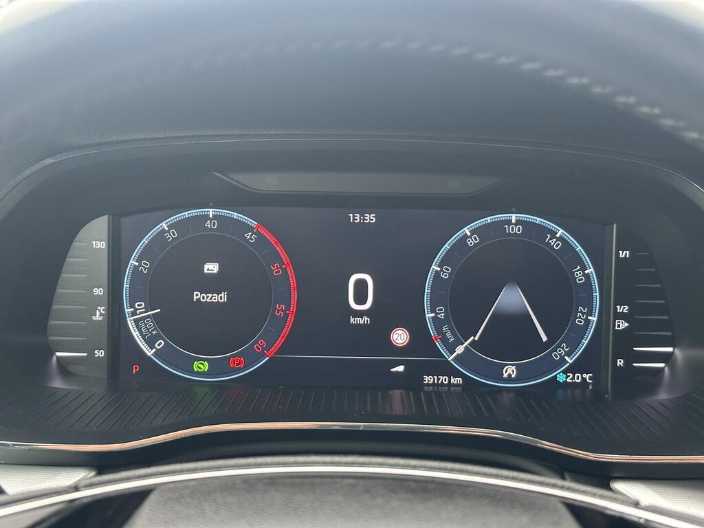 O619V07665_19.webp_OCTAVIA Style Plus 2.0 TDI 110 kW automat