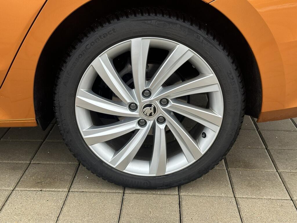 O619V07665_31.webp_OCTAVIA Style Plus 2.0 TDI 110 kW automat