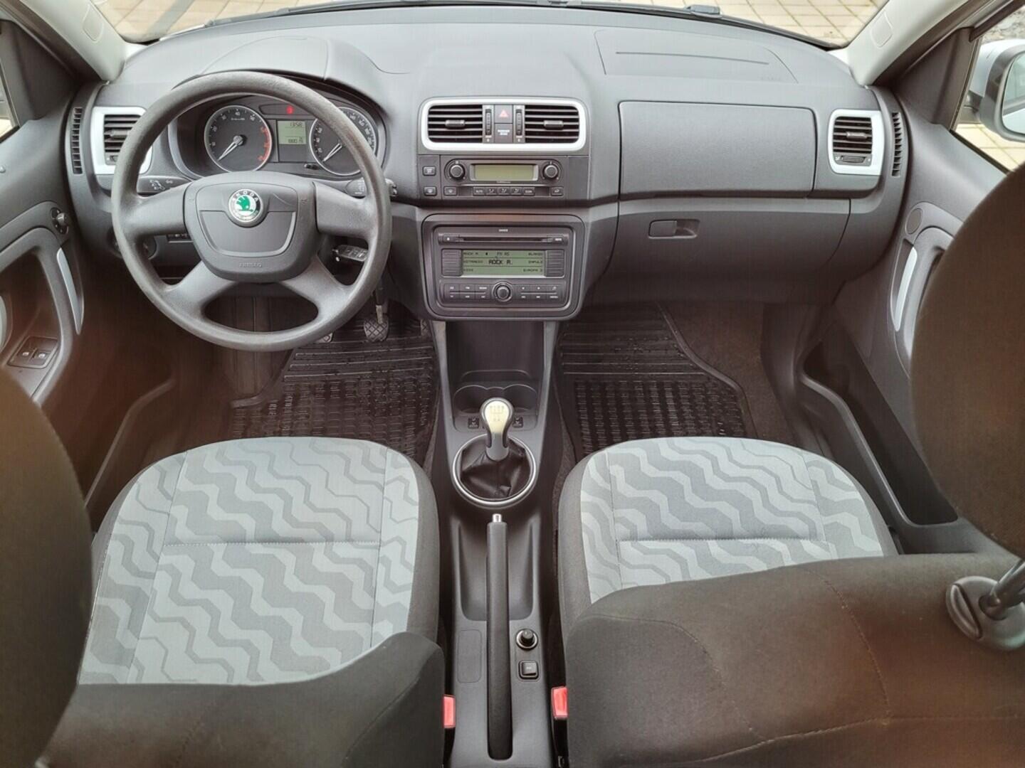 O619V07667_16.webp_ROOMSTER Style 1.6 16V 77 kW manuál