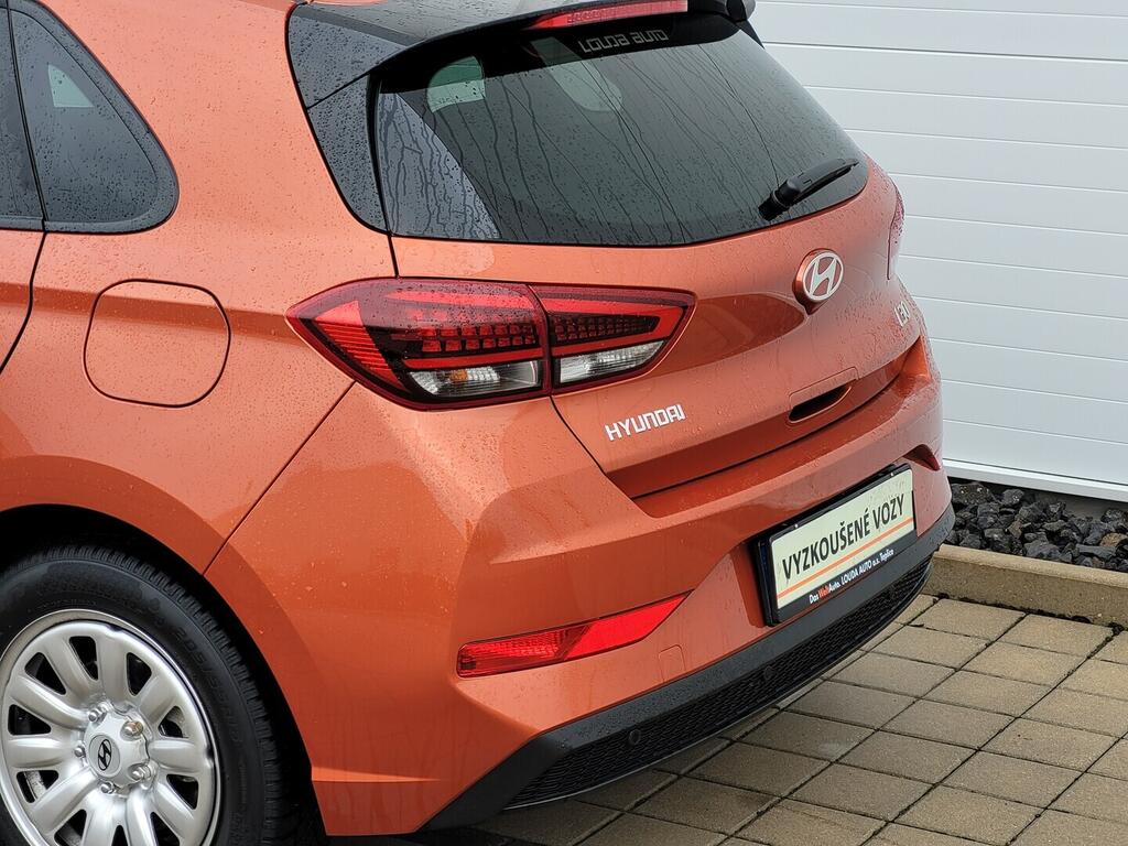 O619V07669_29.webp_I30 Family 1.5 DPI 71 kW manuál