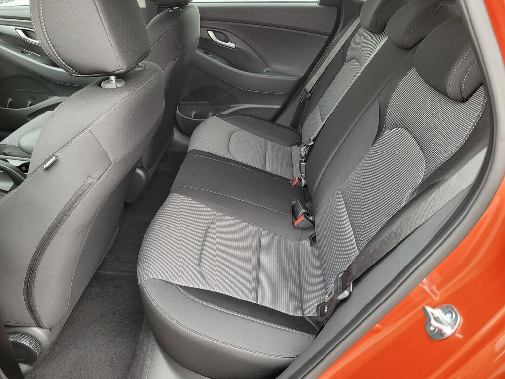 O619V07669_35.webp_I30 Family 1.5 DPI 71 kW manuál