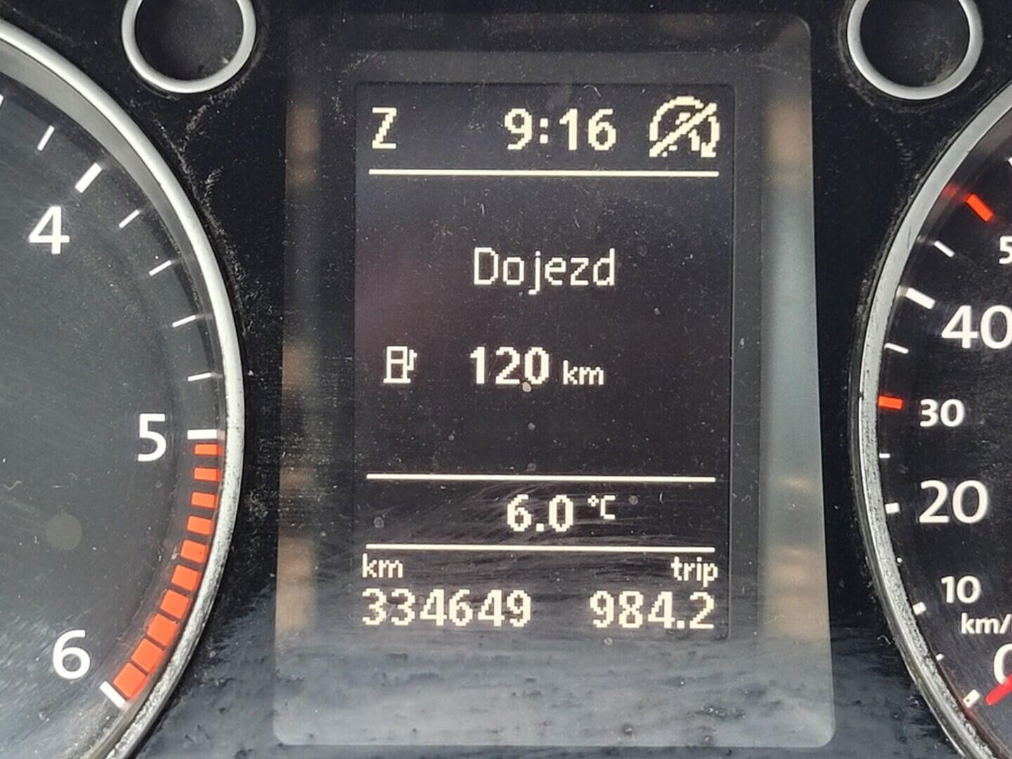 O619V07670_17.webp_PASSAT VARIANT Comfortline 1.6 TDI 77 kW manuál, DPH