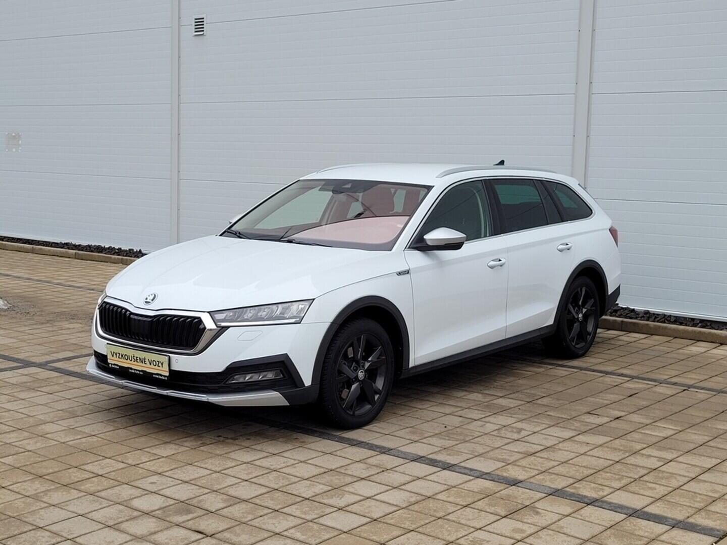 O619V07678_11.webp_OCTAVIA Scout 2.0 TDI 147 kW automat, DPH