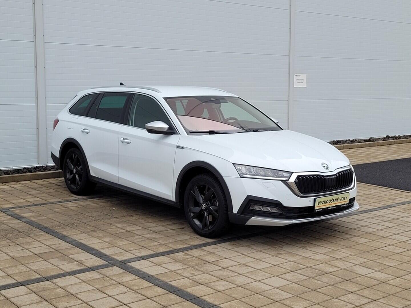 O619V07678_12.webp_OCTAVIA Scout 2.0 TDI 147 kW automat, DPH