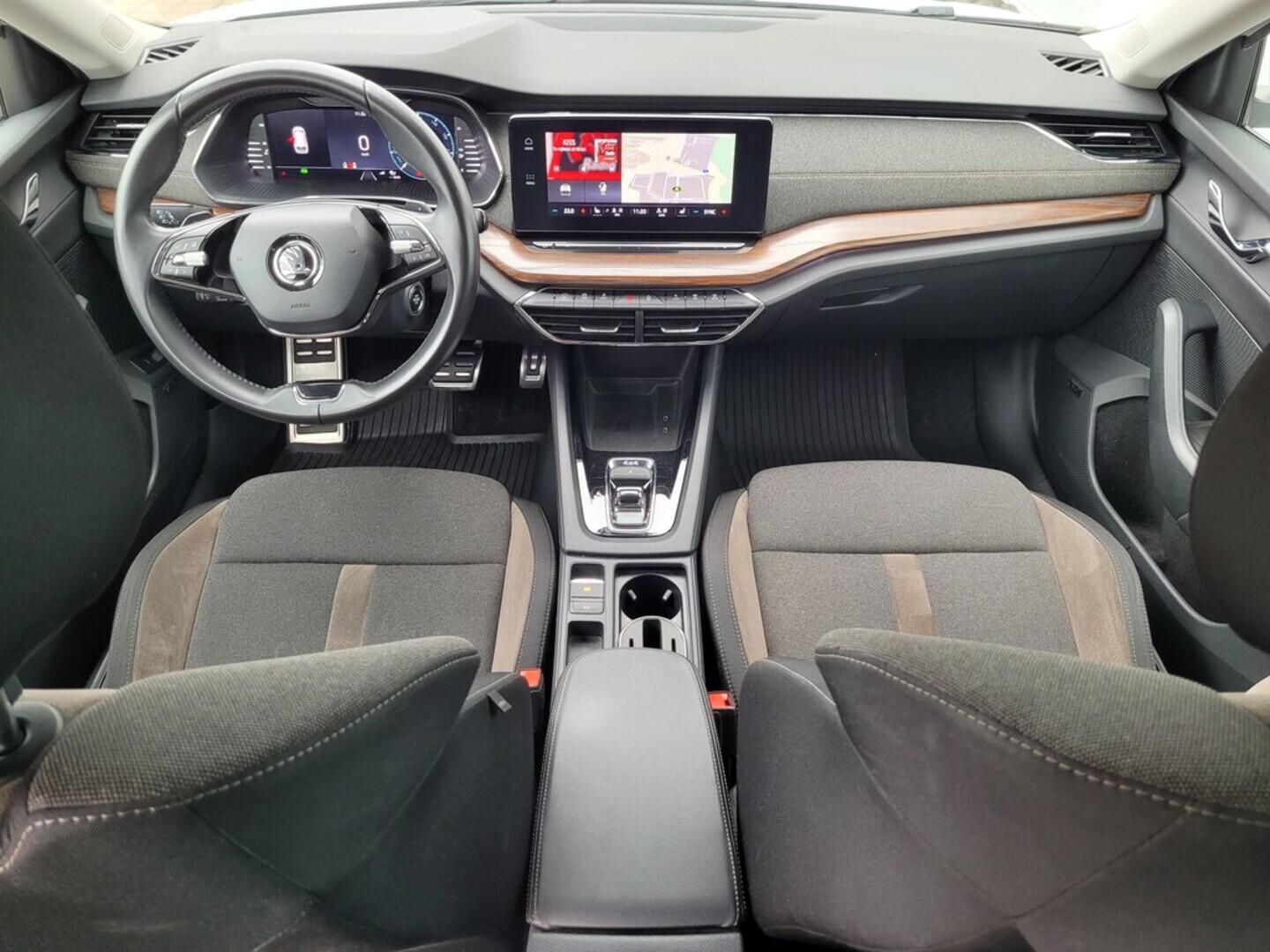 O619V07678_23.webp_OCTAVIA Scout 2.0 TDI 147 kW automat, DPH