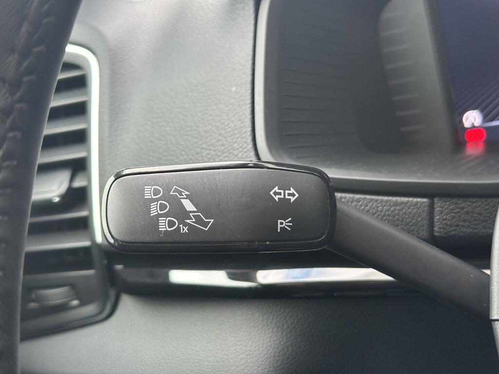 O619V07679_21.webp_KAROQ Style 1.5 TSI 110 kW manuál, DPH