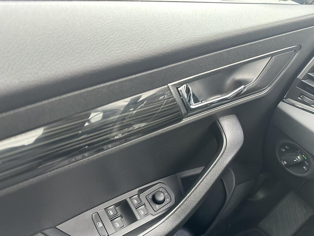 O619V07679_24.webp_KAROQ Style 1.5 TSI 110 kW manuál, DPH