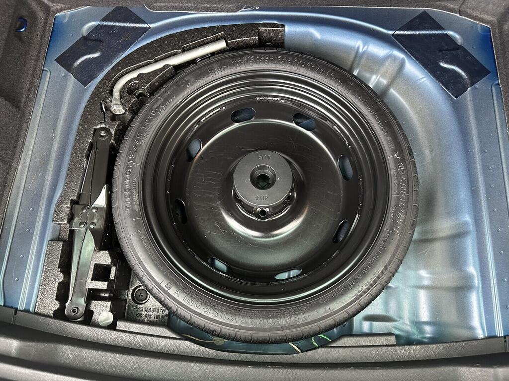 O619V07679_33.webp_KAROQ Style 1.5 TSI 110 kW manuál, DPH