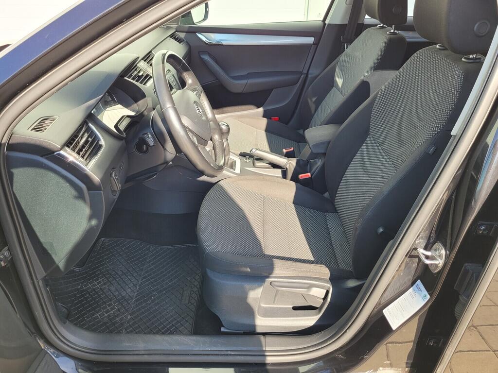 O619V07681_31.webp_OCTAVIA Ambition 1.2 TSI 63 kW manuál