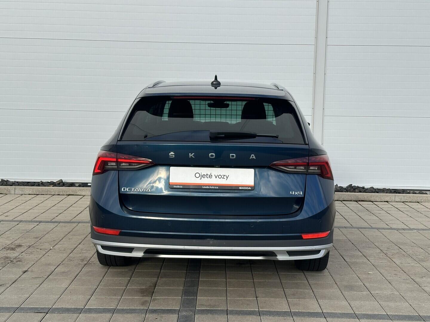 O619V07683_15.webp_OCTAVIA Scout 2.0 TDI 147 kW automat