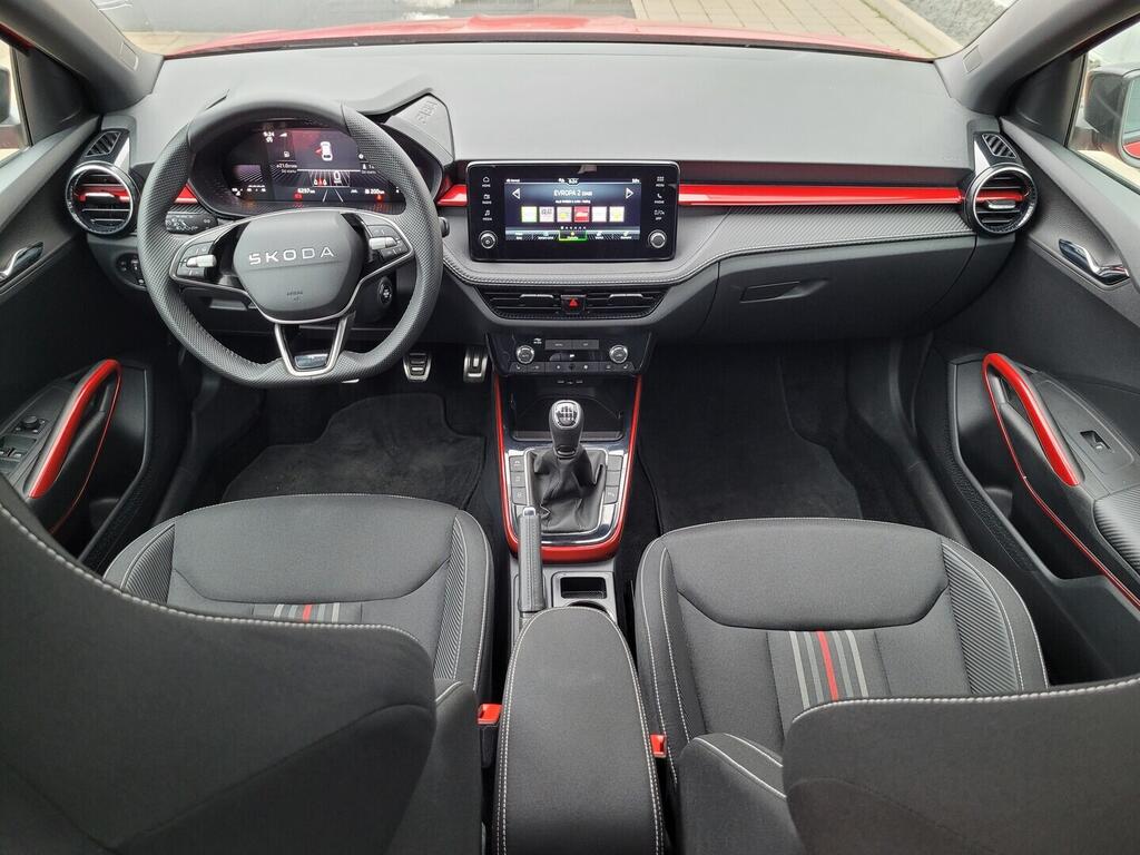 O619V07686_16.webp_FABIA Monte Carlo 1.0 TSI 85 kW manuál, DPH