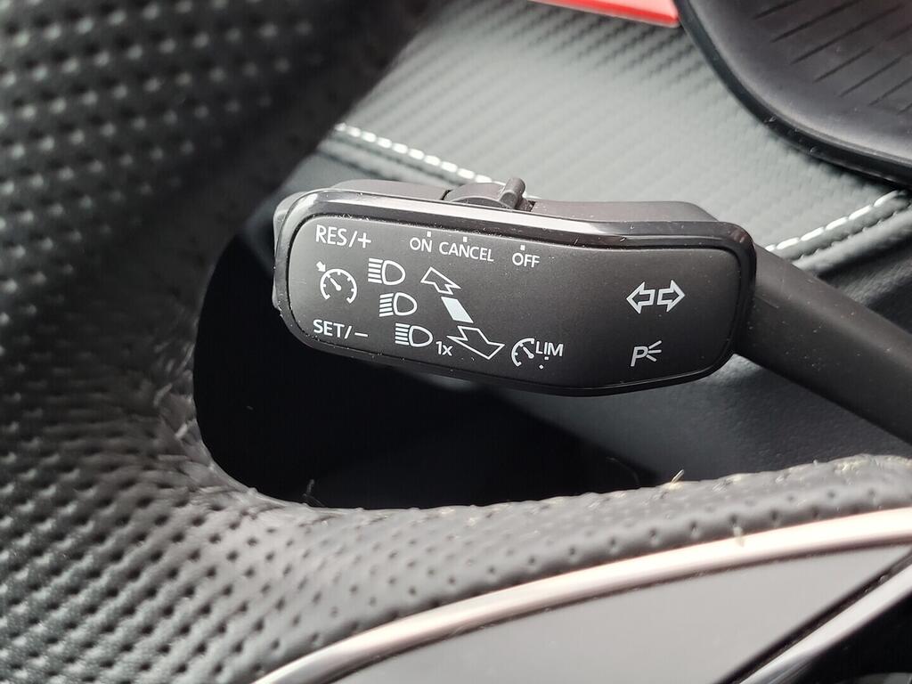 O619V07686_22.webp_FABIA Monte Carlo 1.0 TSI 85 kW manuál, DPH