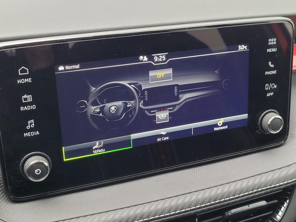 O619V07686_26.webp_FABIA Monte Carlo 1.0 TSI 85 kW manuál, DPH