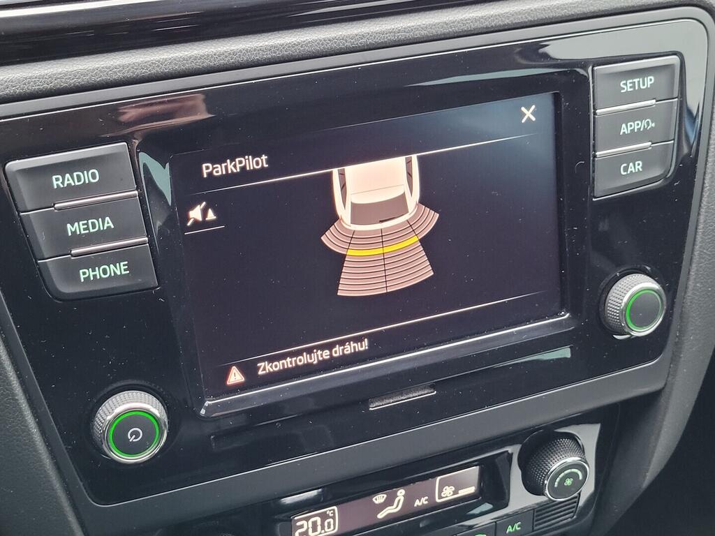 O619V07687_19.webp_RAPID Style 1.0 TSI 70 kW automat