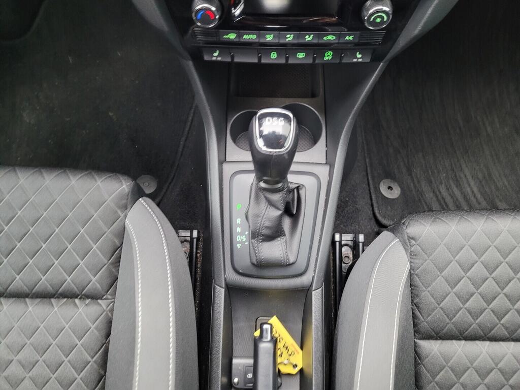 O619V07687_21.webp_RAPID Style 1.0 TSI 70 kW automat