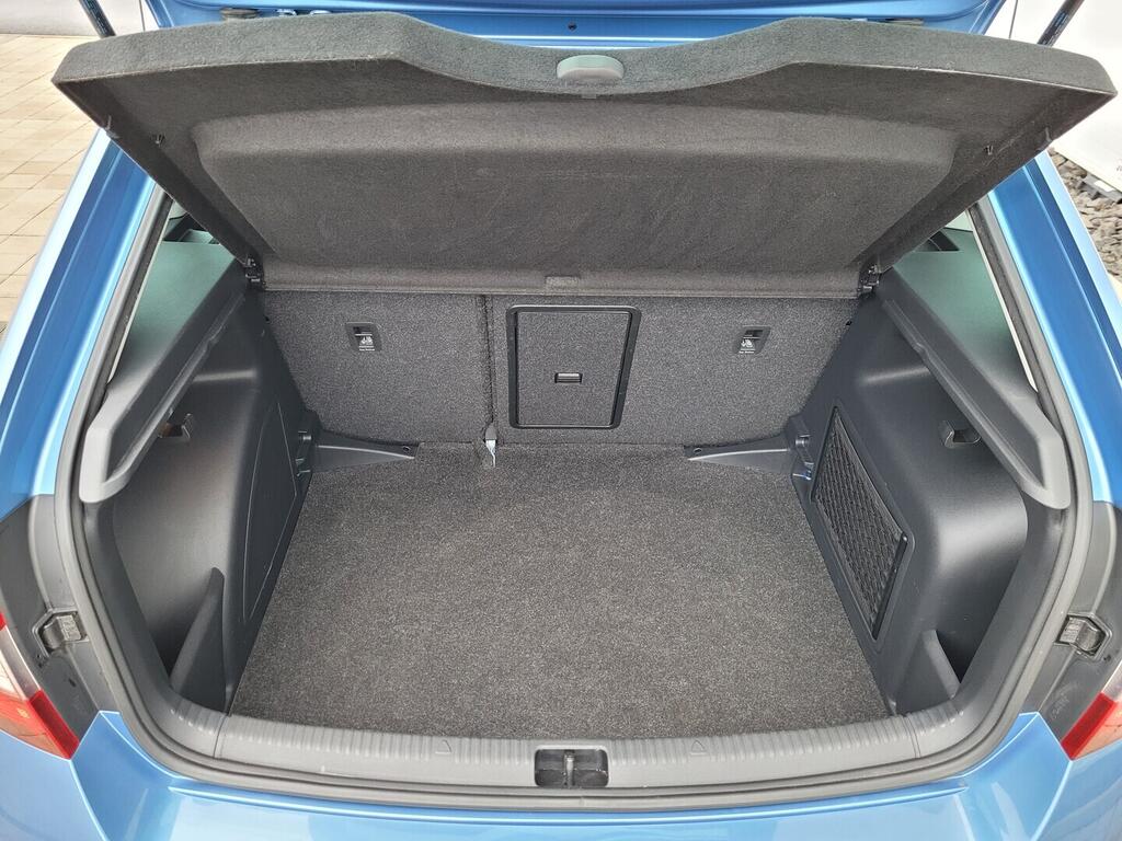 O619V07687_27.webp_RAPID Style 1.0 TSI 70 kW automat