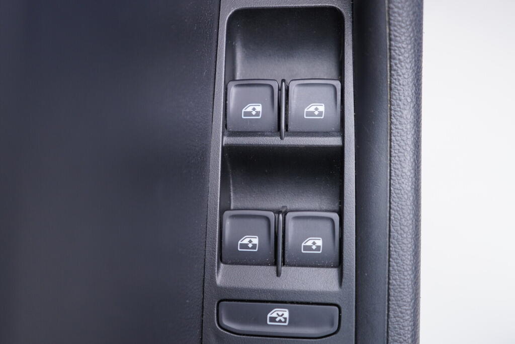 O619V07689_20.webp_FABIA Style 1.0 TSI 81 kW manuál, DPH