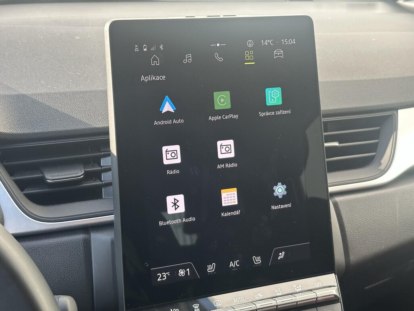 O619V07690_26.webp_CAPTUR  1.0 TCe 67 kW manuál, DPH