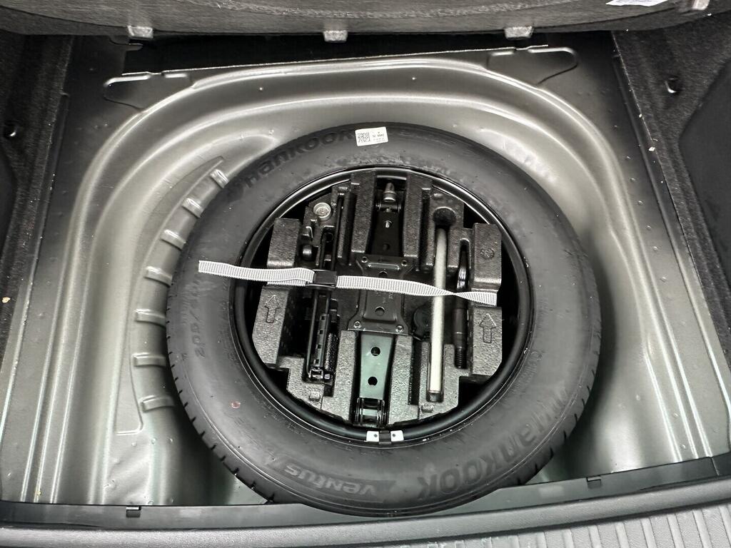 O619V07692_32.webp_OCTAVIA Top Selection 1.5 TSI 110 kW manuál, DPH