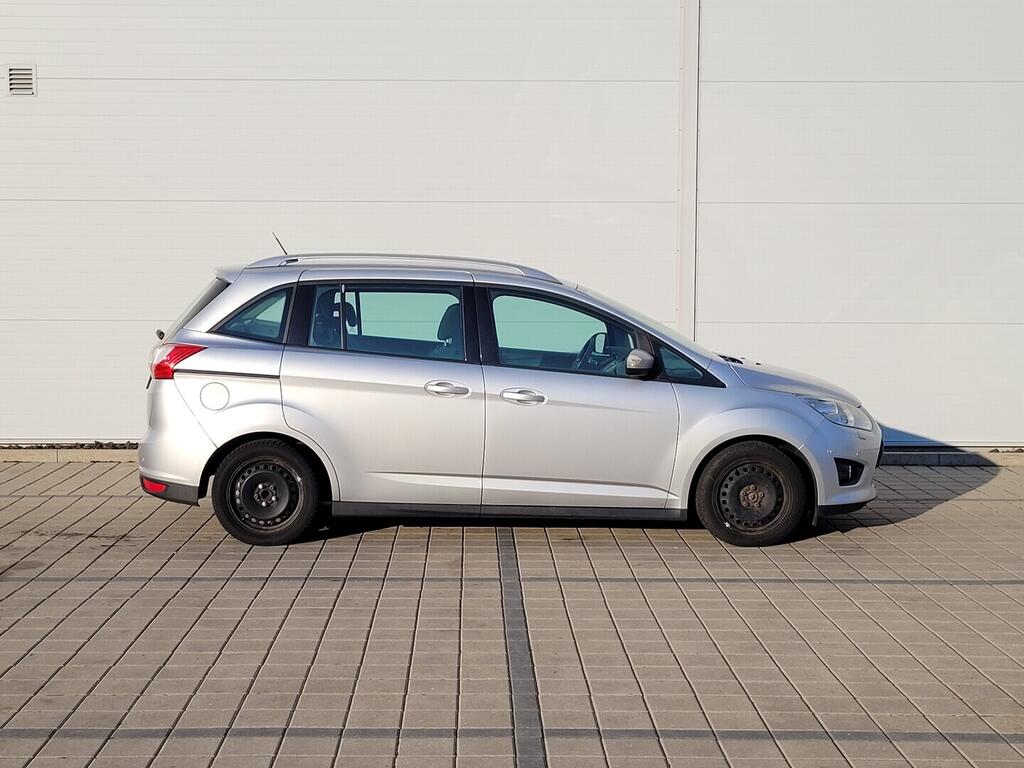 O619V07695_12.webp_GRAND C-MAX Trend 1.6 TDCi 85 kW manuál