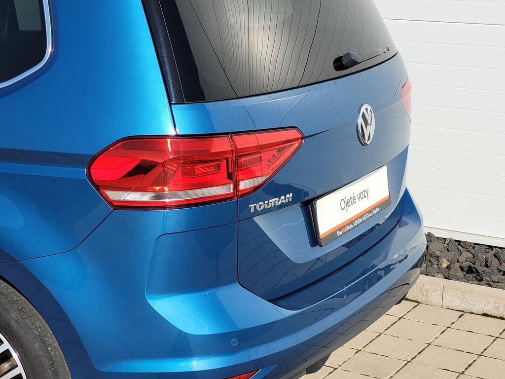 O619V07696_28.webp_TOURAN Comfortline  2.0 TDI 110 kW automat