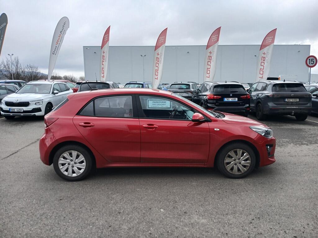 O619V07700_12.webp_RIO  1.2 i 62 kW manuál