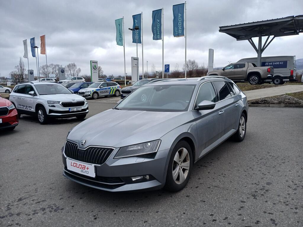 O619V07701_10.webp_SUPERB Style 2.0 TDI 140 kW automat