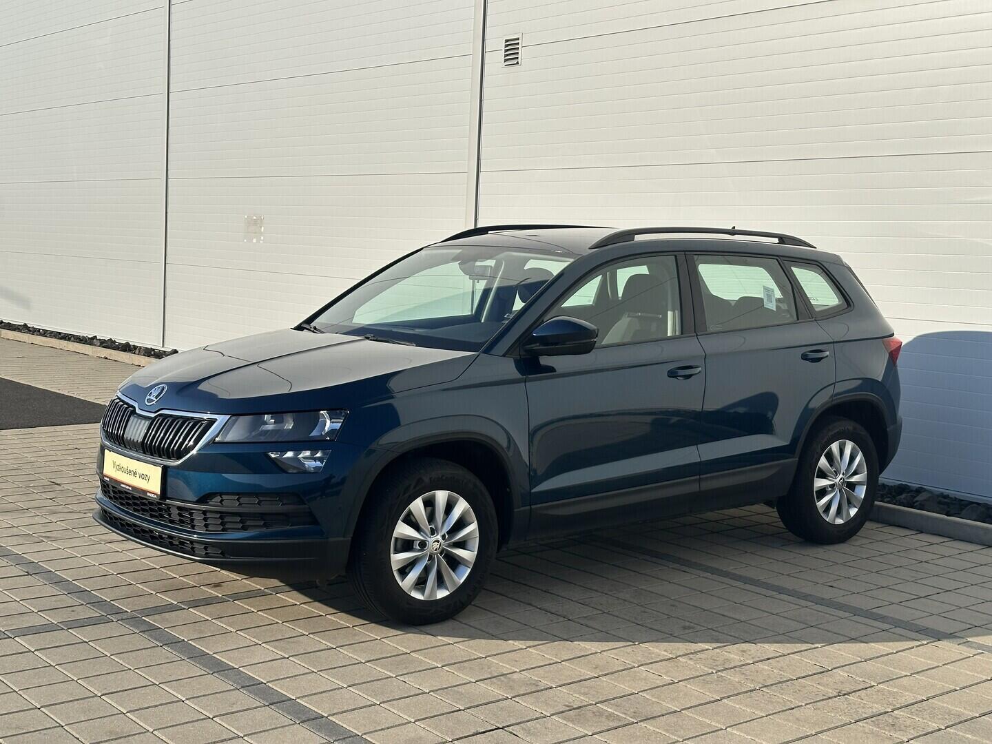 O619V07703_10.webp_KAROQ Active 1.5 TSI 110 kW manuál, DPH