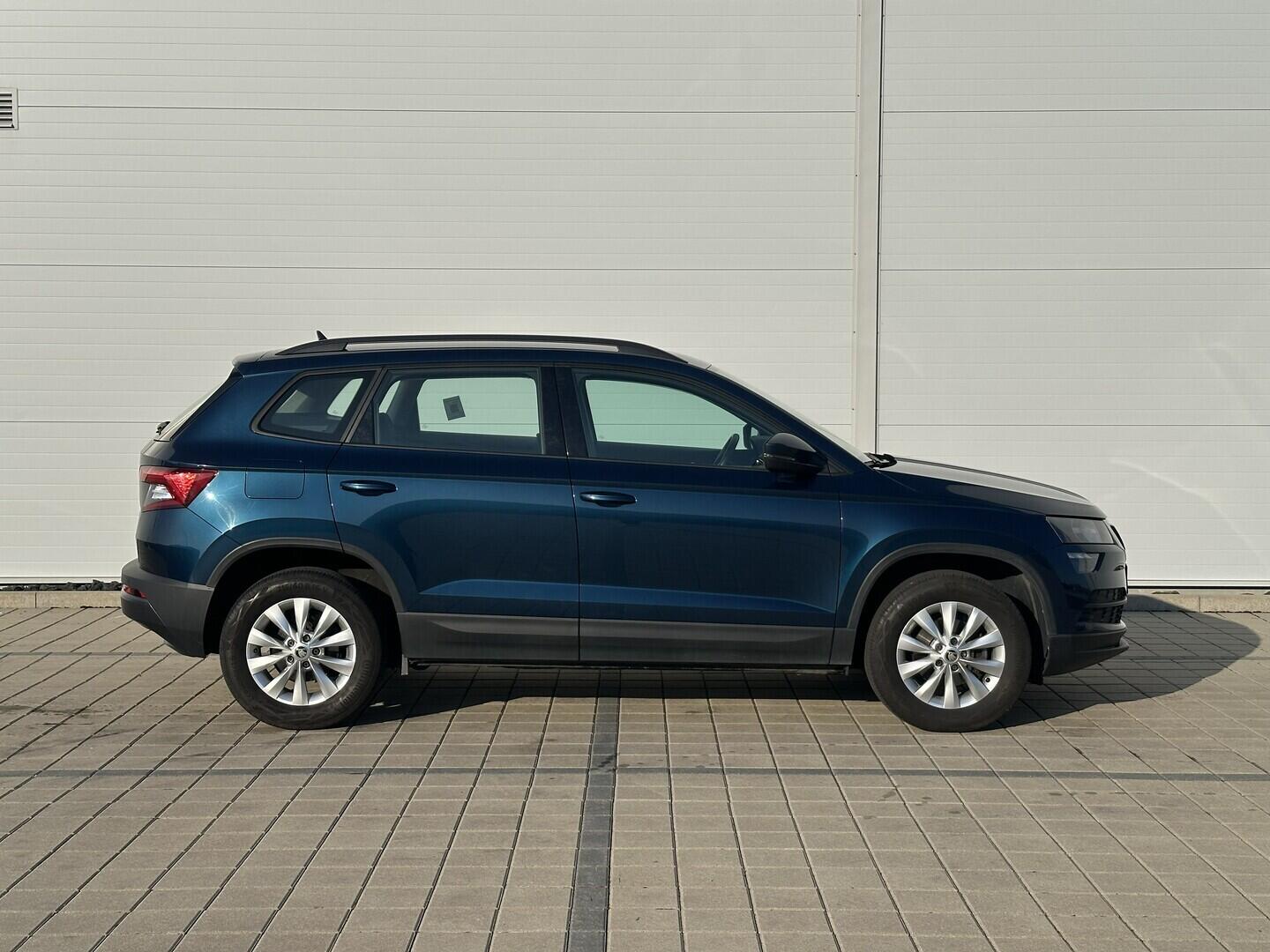 O619V07703_13.webp_KAROQ Active 1.5 TSI 110 kW manuál, DPH