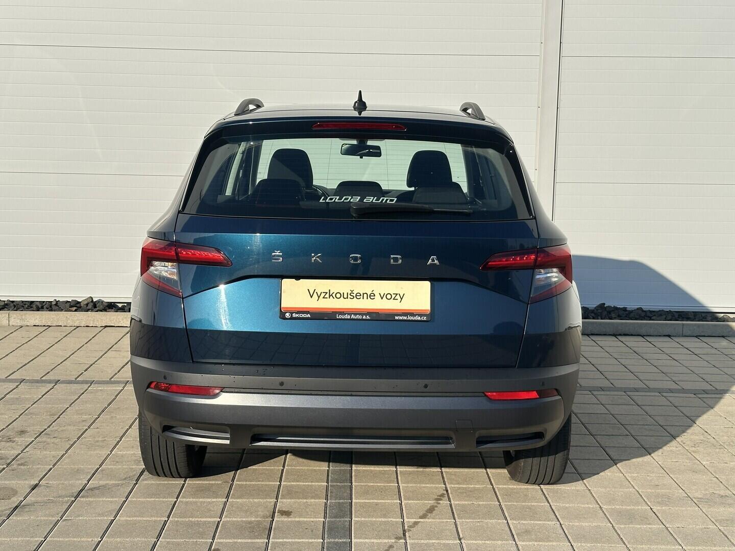 O619V07703_15.webp_KAROQ Active 1.5 TSI 110 kW manuál, DPH