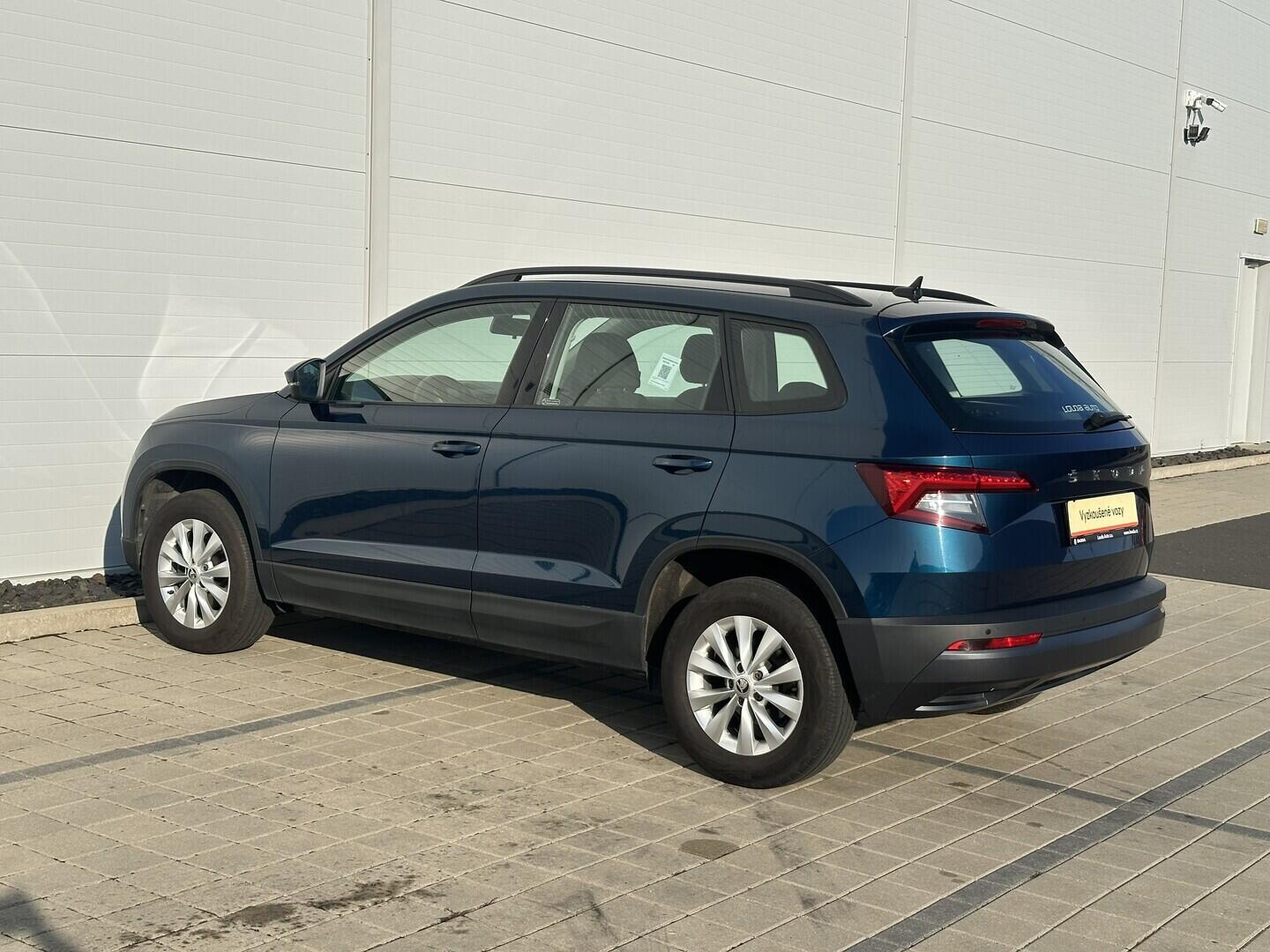 O619V07703_16.webp_KAROQ Active 1.5 TSI 110 kW manuál, DPH