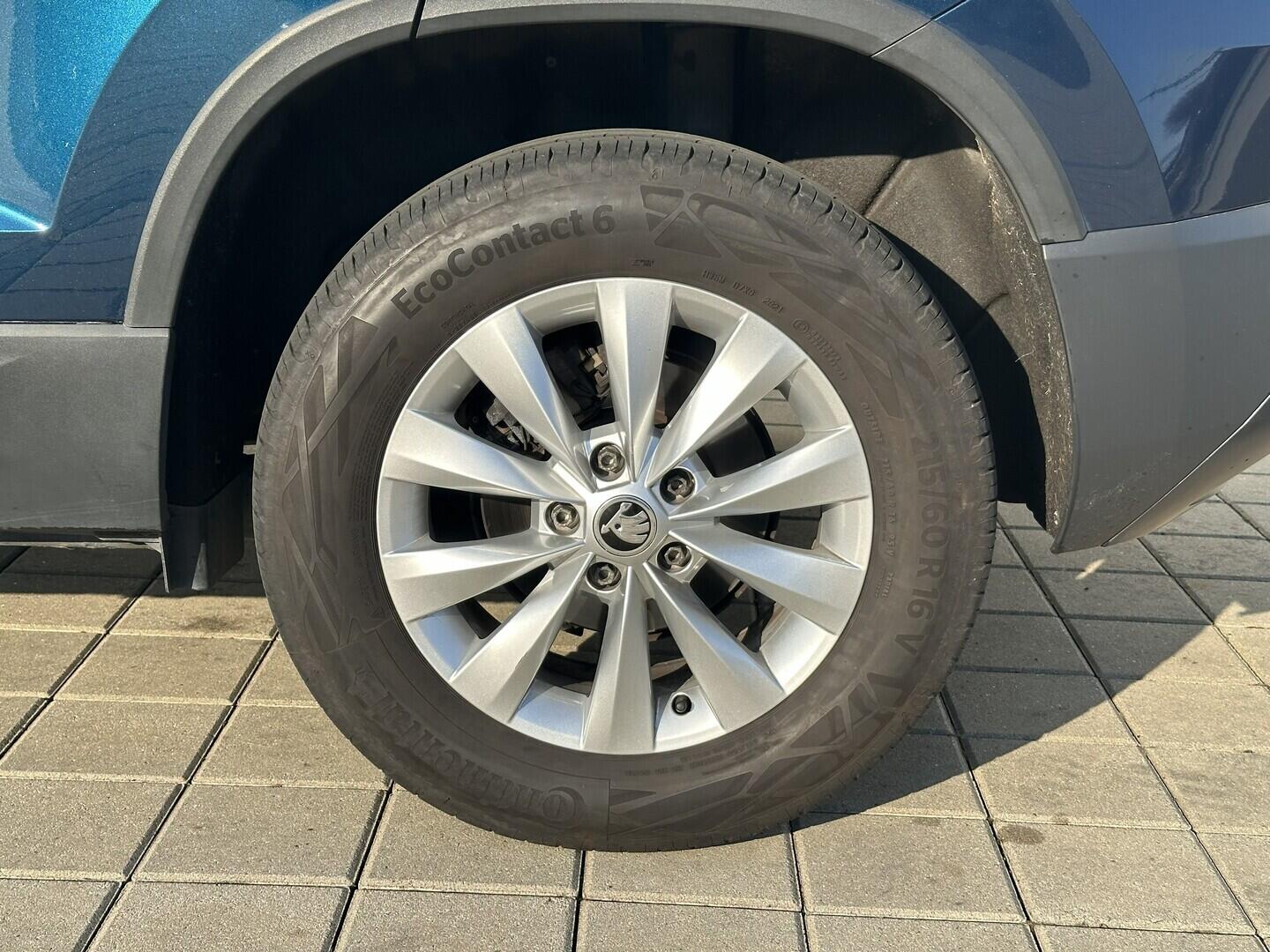 O619V07703_30.webp_KAROQ Active 1.5 TSI 110 kW manuál, DPH