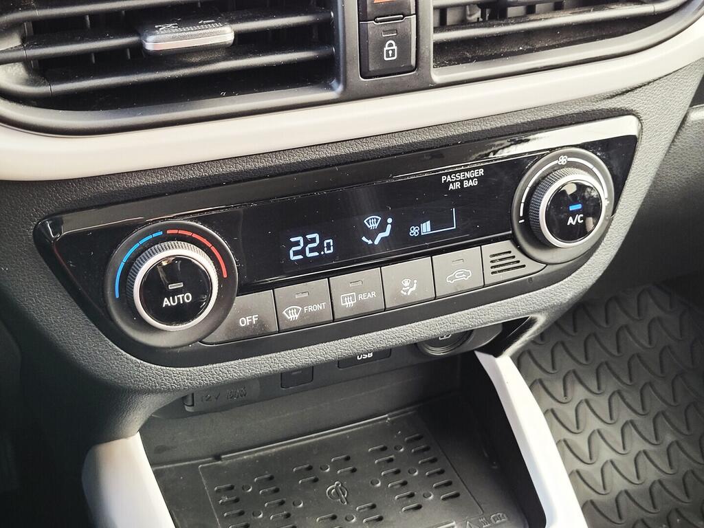 O619V07704_26.webp_I10 Style 1.2 	G4LF 62 kW automat, DPH