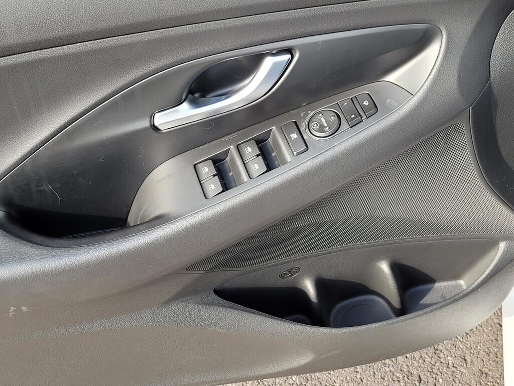 O619V07708_31.webp_I30 Comfort  1.0 T-GDi 88 kW manuál, DPH