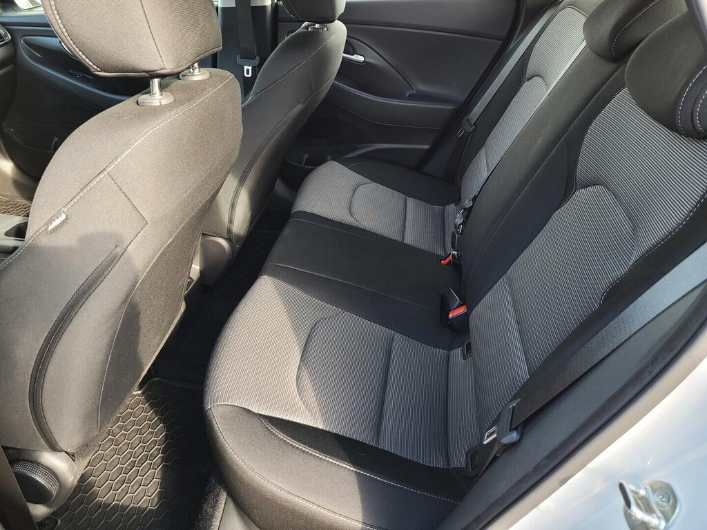 O619V07708_34.webp_I30 Comfort  1.0 T-GDi 88 kW manuál, DPH