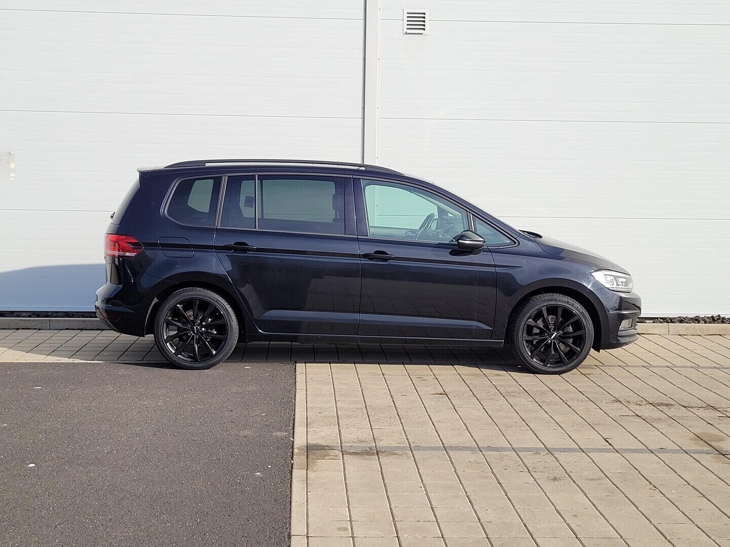 O619V07714_12.webp_TOURAN Comfortline  1.6 TDI 81 kW manuál