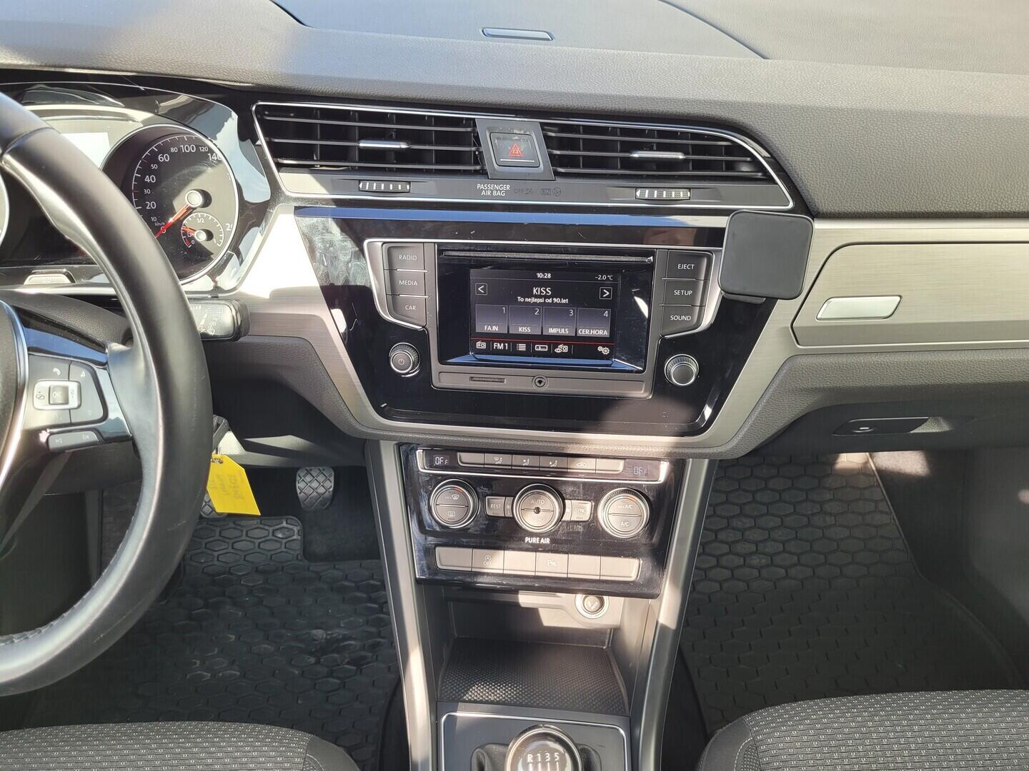 O619V07714_20.webp_TOURAN Comfortline  1.6 TDI 81 kW manuál