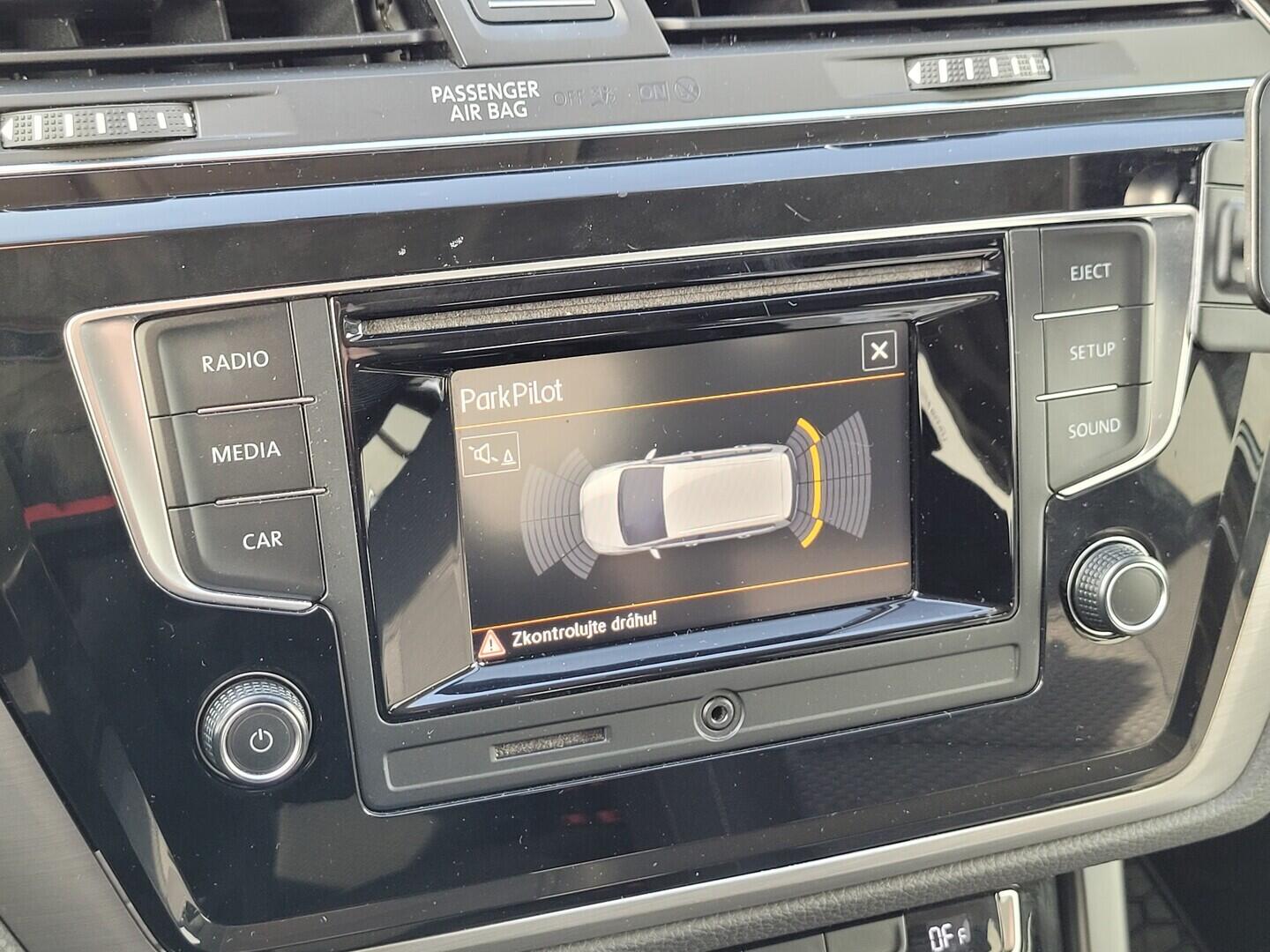 O619V07714_22.webp_TOURAN Comfortline  1.6 TDI 81 kW manuál